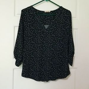 Patty Roll Tab Knit Top